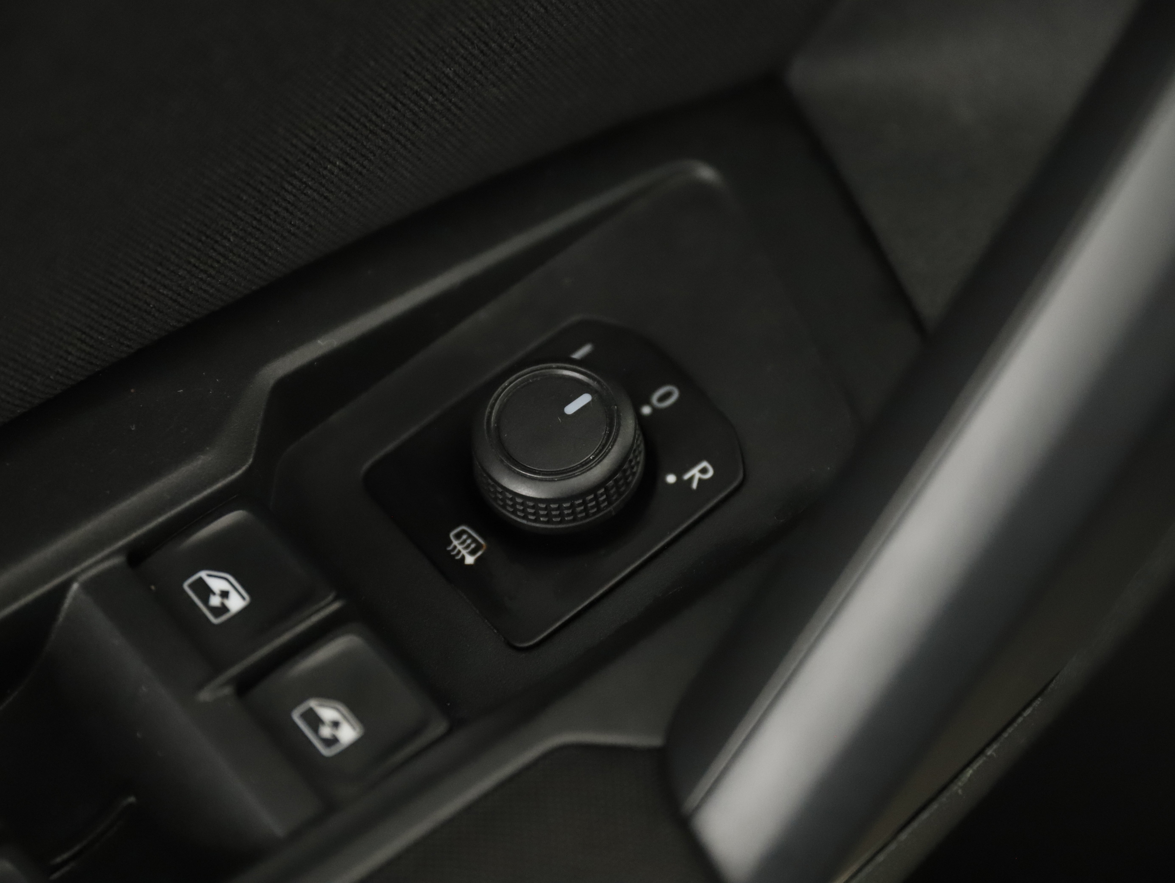 VW Tiguan Life TDI 4MOTION DSG | Bild 12 von 29