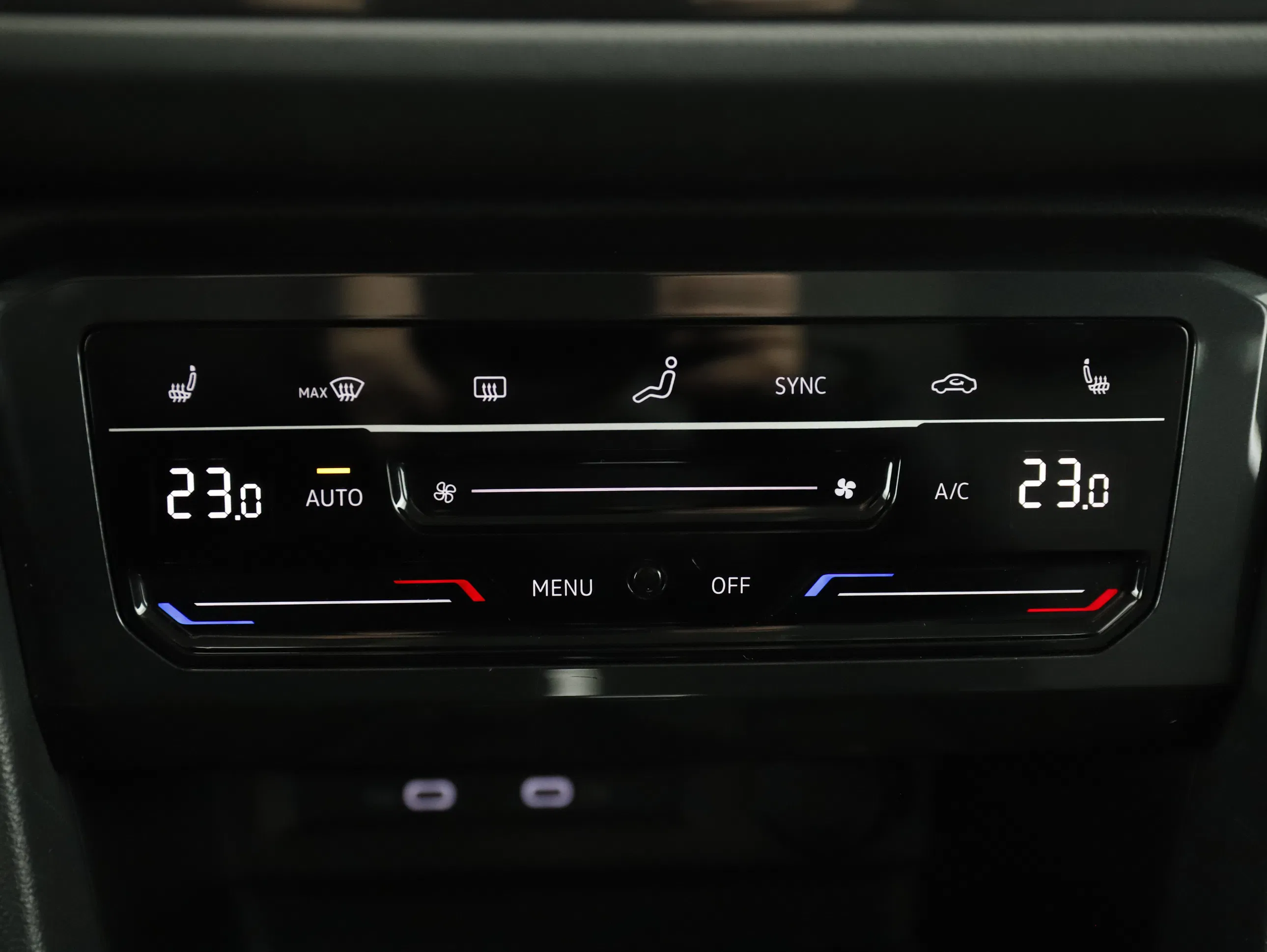 VW Tiguan Life TDI 4MOTION DSG | Bild 23 von 29