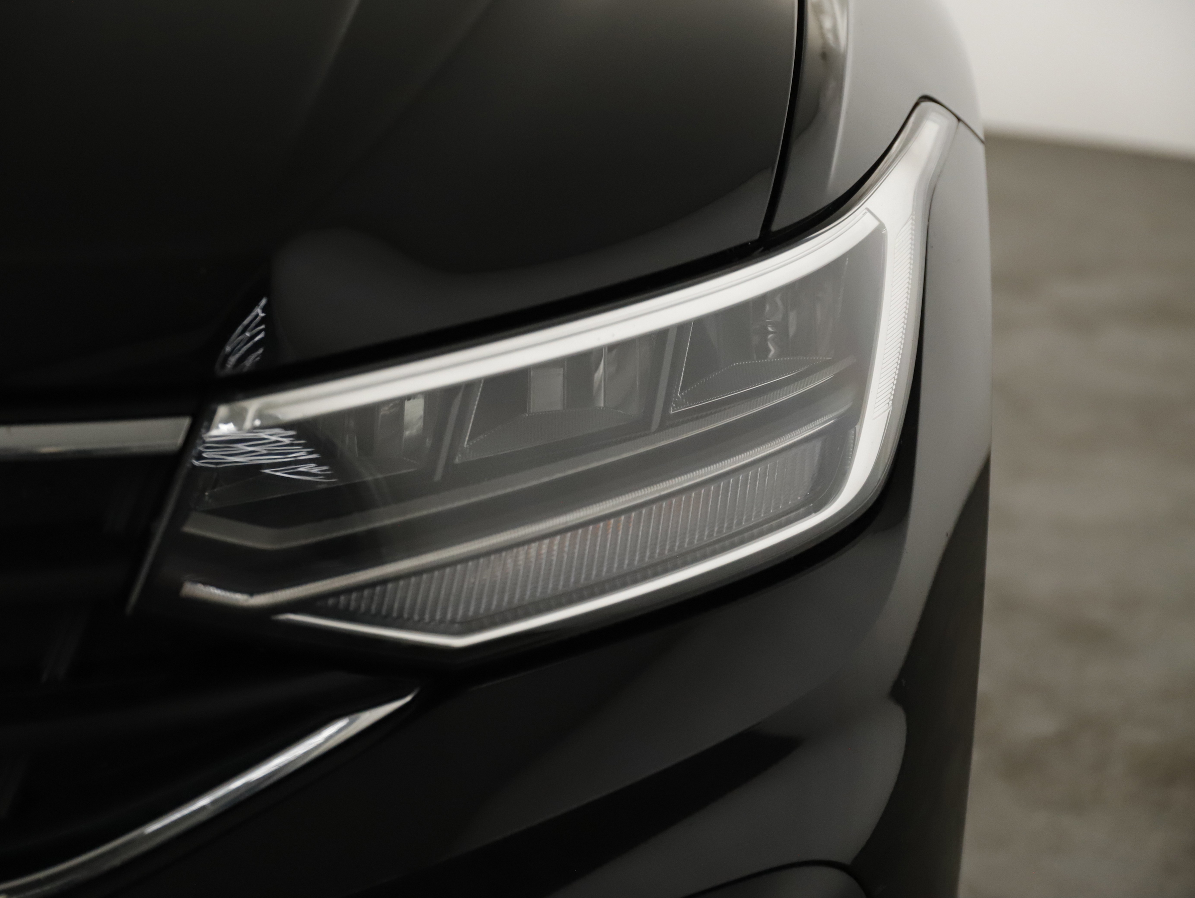 VW Tiguan Life TDI 4MOTION DSG | Bild 29 von 29