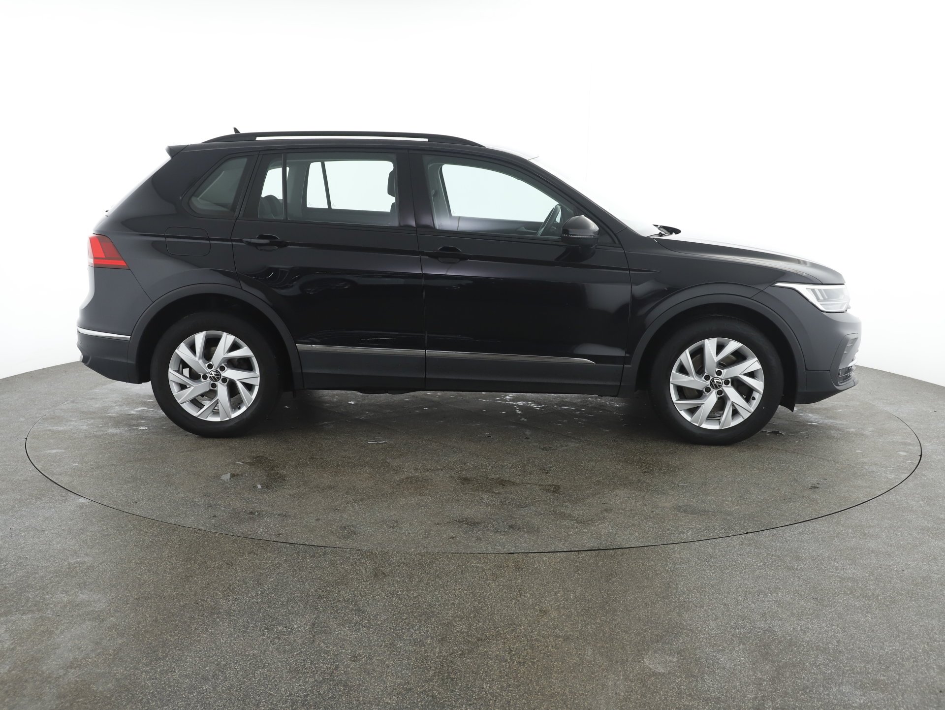 VW Tiguan Life TDI 4MOTION DSG | Bild 5 von 29