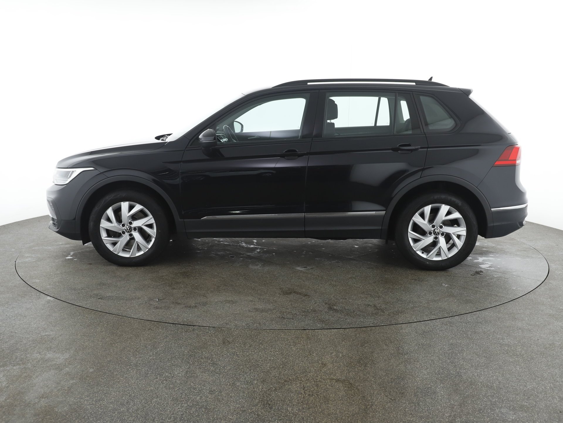 VW Tiguan Life TDI 4MOTION DSG | Bild 9 von 29