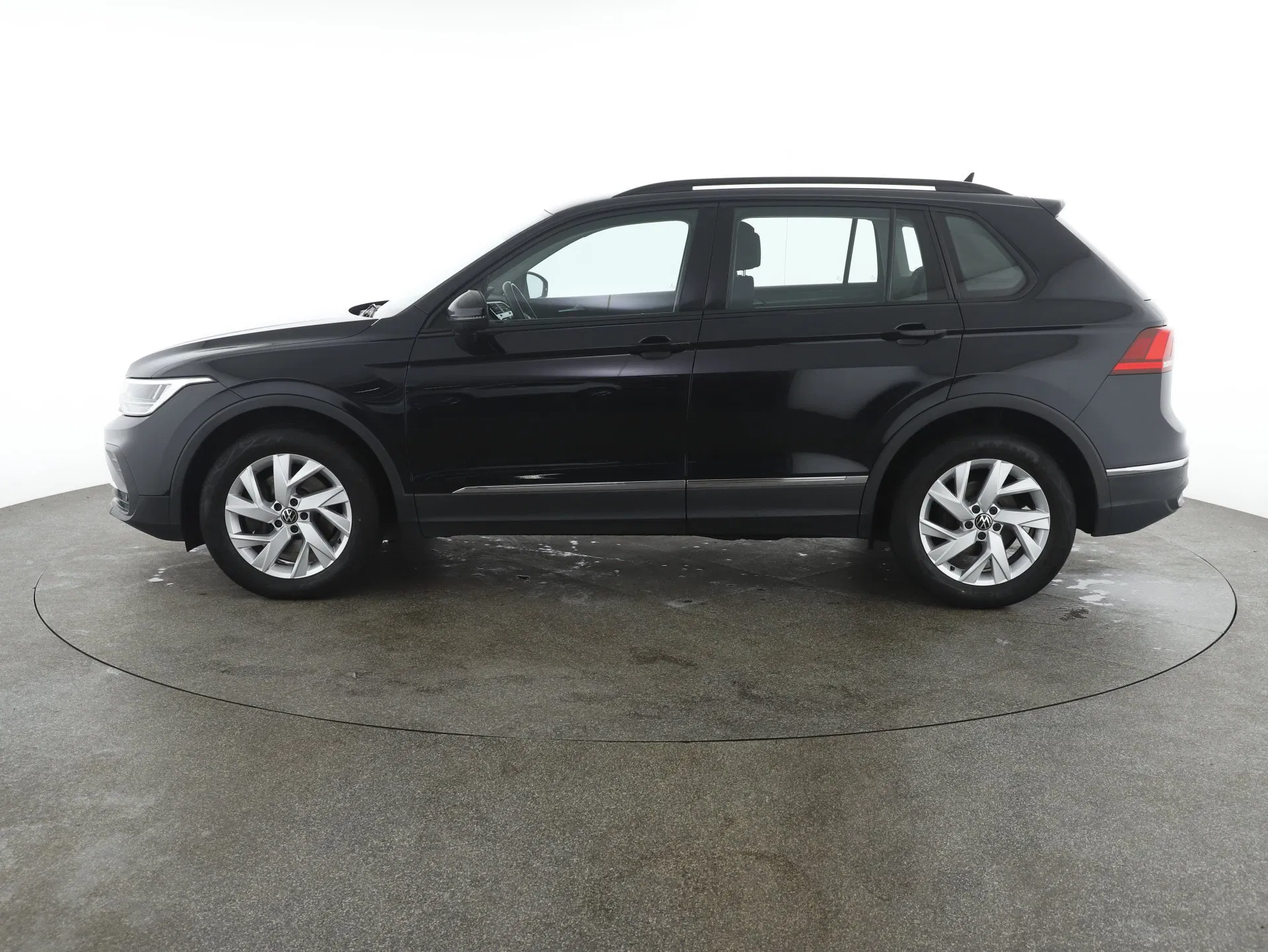 VW Tiguan Life TDI 4MOTION DSG | Bild 9 von 29