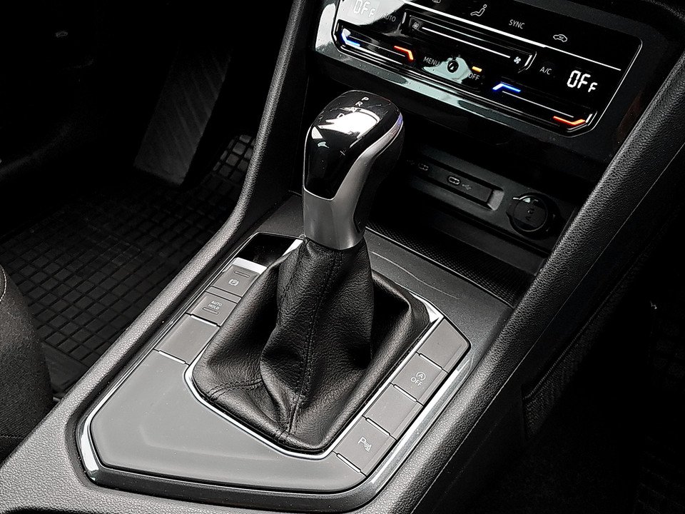 VW Tiguan 2.0 TDI BMT Life | Bild 18 von 21