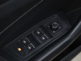 VW T-Roc 2.0 TDI Style | Thumbnail 8 von 21