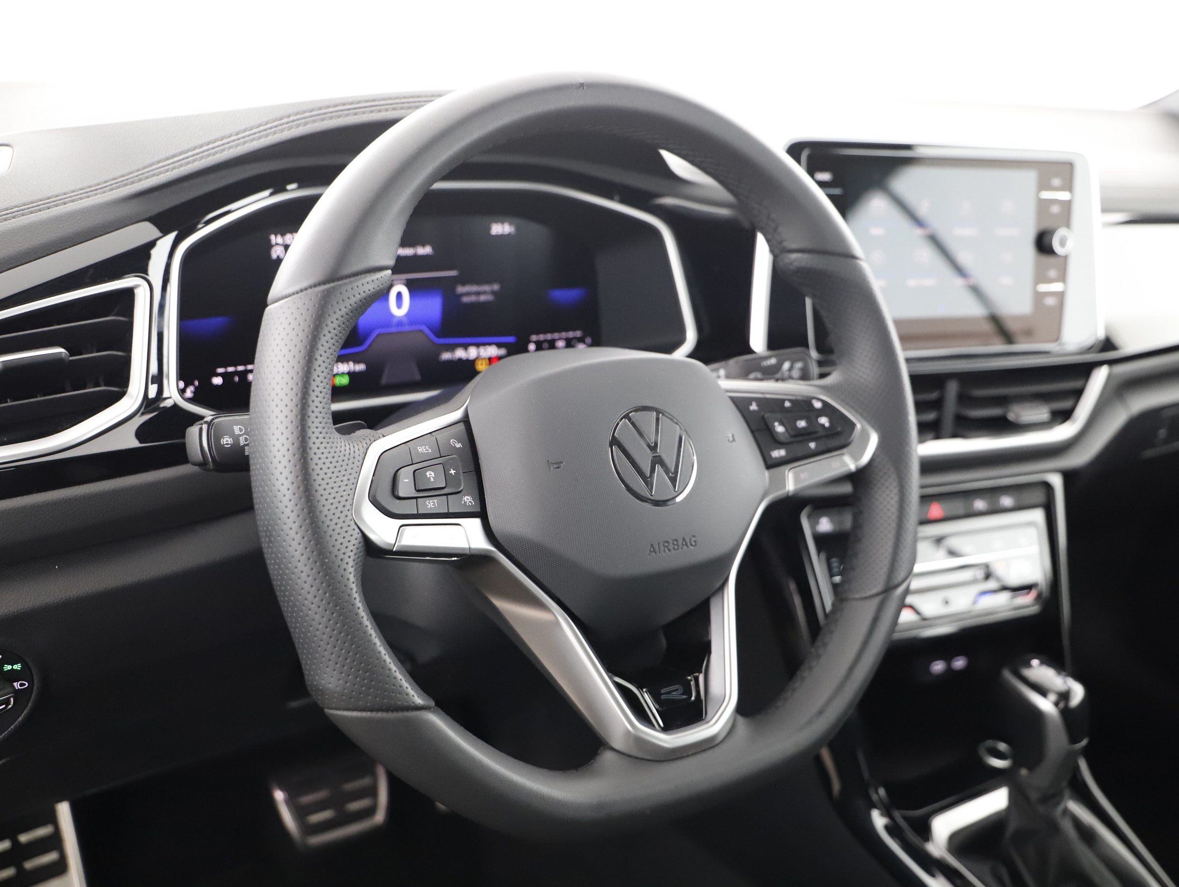 VW T-Roc Cabriolet 1.5 TSI  R-Line | Bild 8 von 19