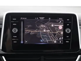 VW T-Roc Cabriolet 1.5 TSI R-Line | Thumbnail 13 von 19
