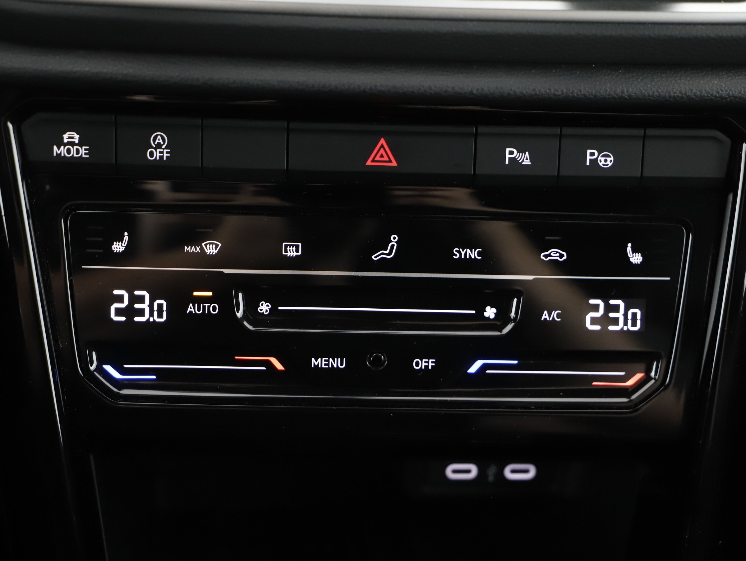 VW T-Roc Cabriolet 1.5 TSI  R-Line | Bild 15 von 19