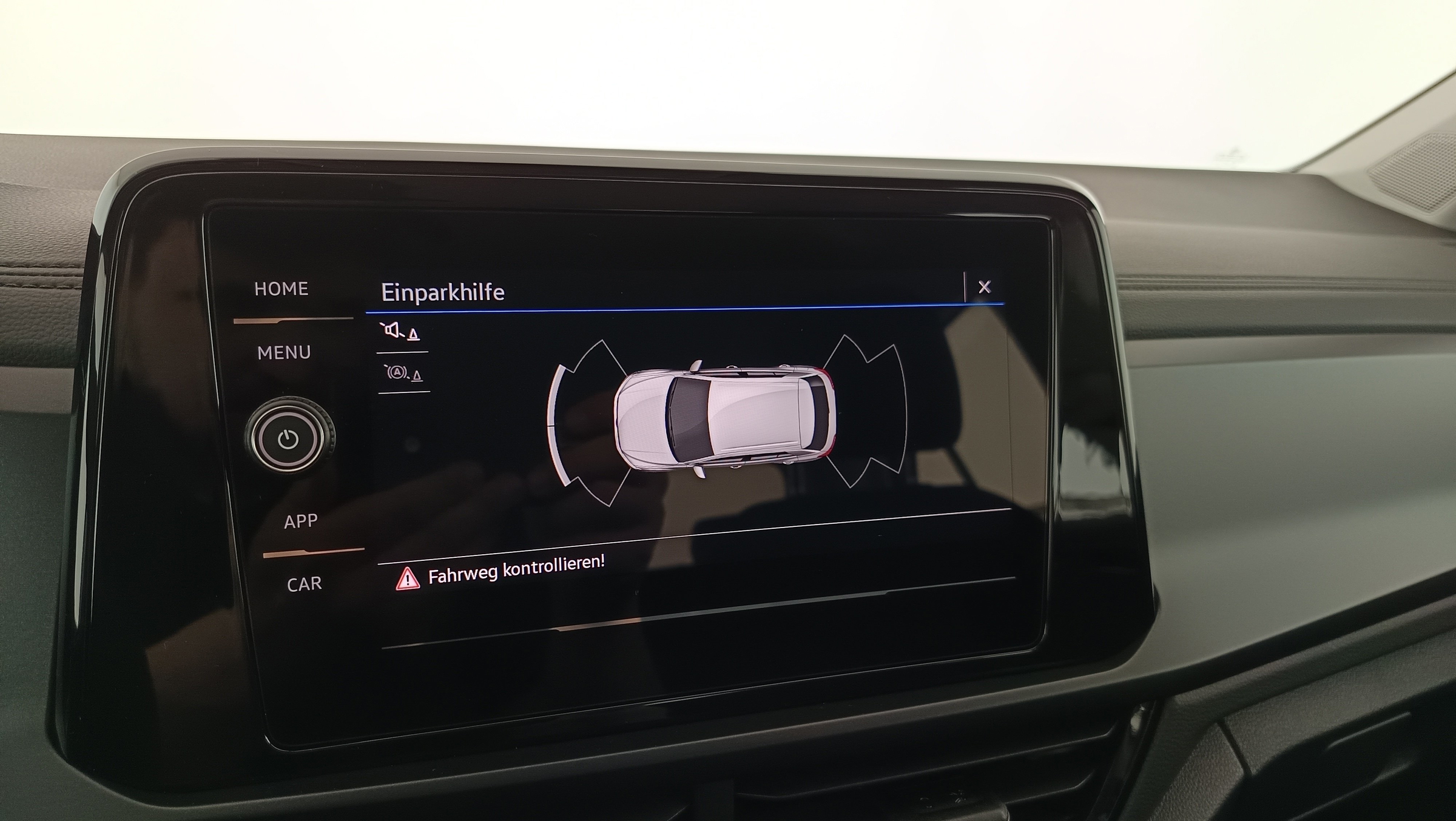 VW T-Roc 1.0 TSI 4Me | Bild 11 von 23