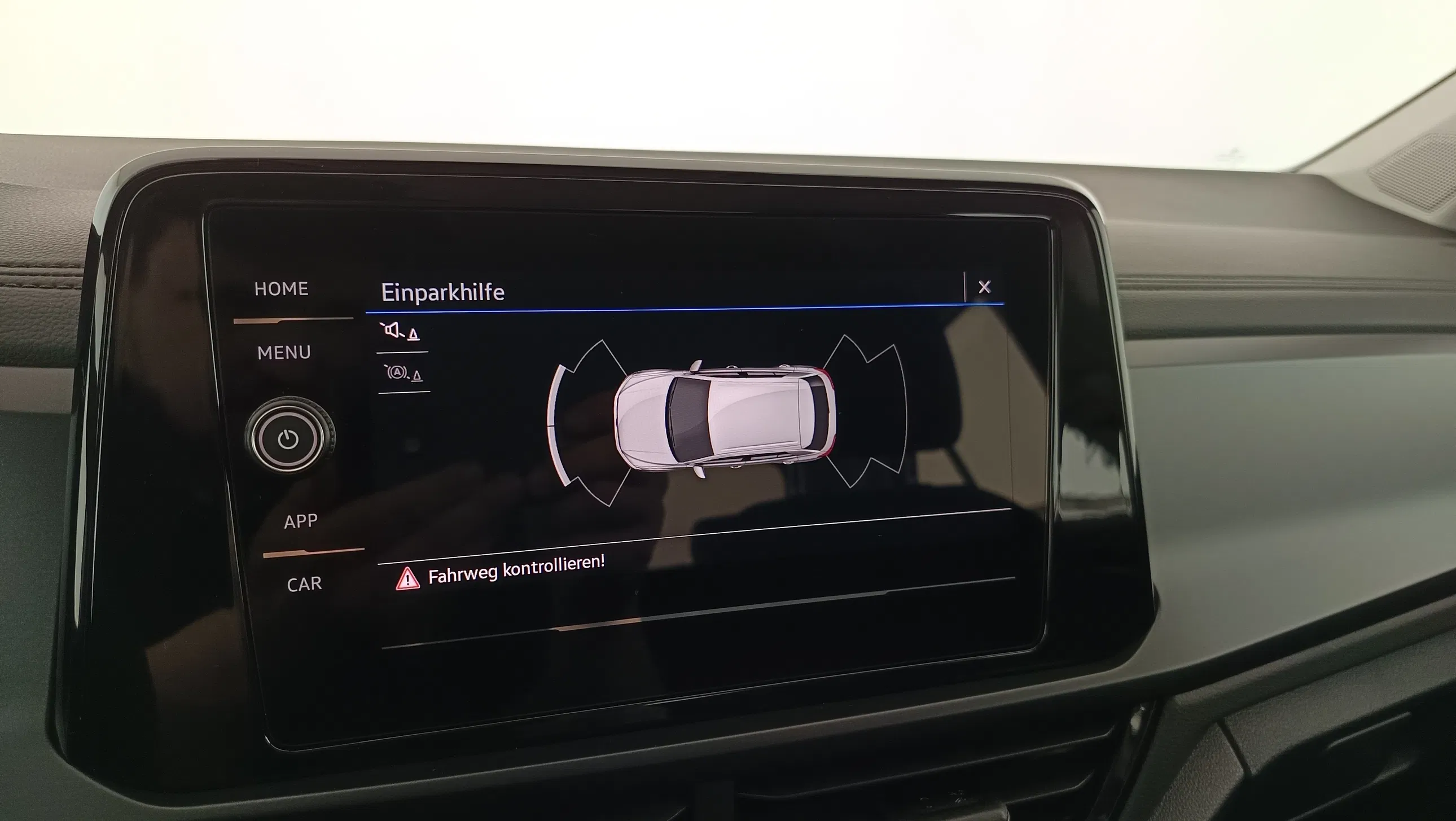 VW T-Roc 1.0 TSI 4Me | Bild 11 von 23