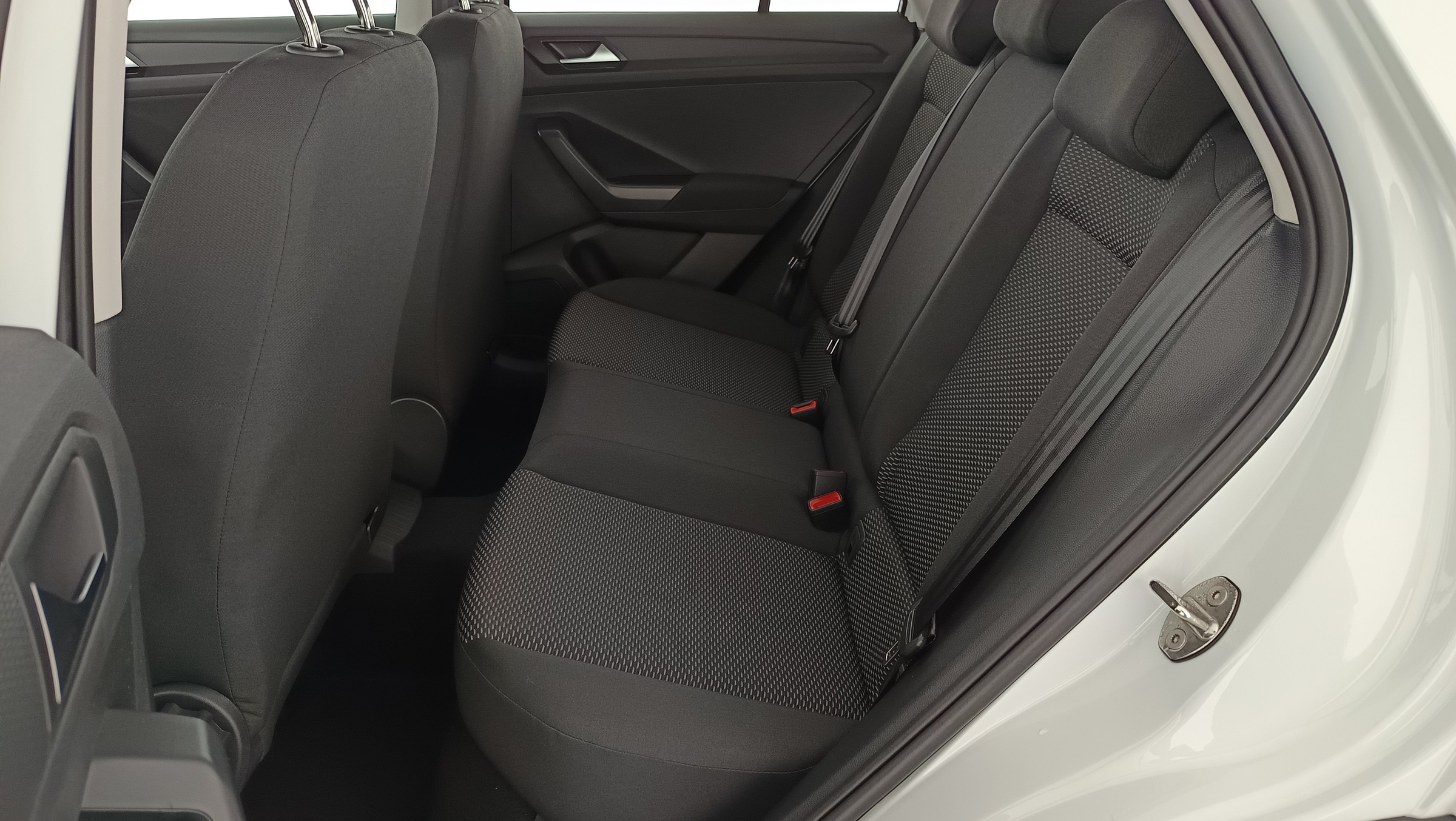 VW T-Roc 1.0 TSI 4Me | Bild 14 von 23