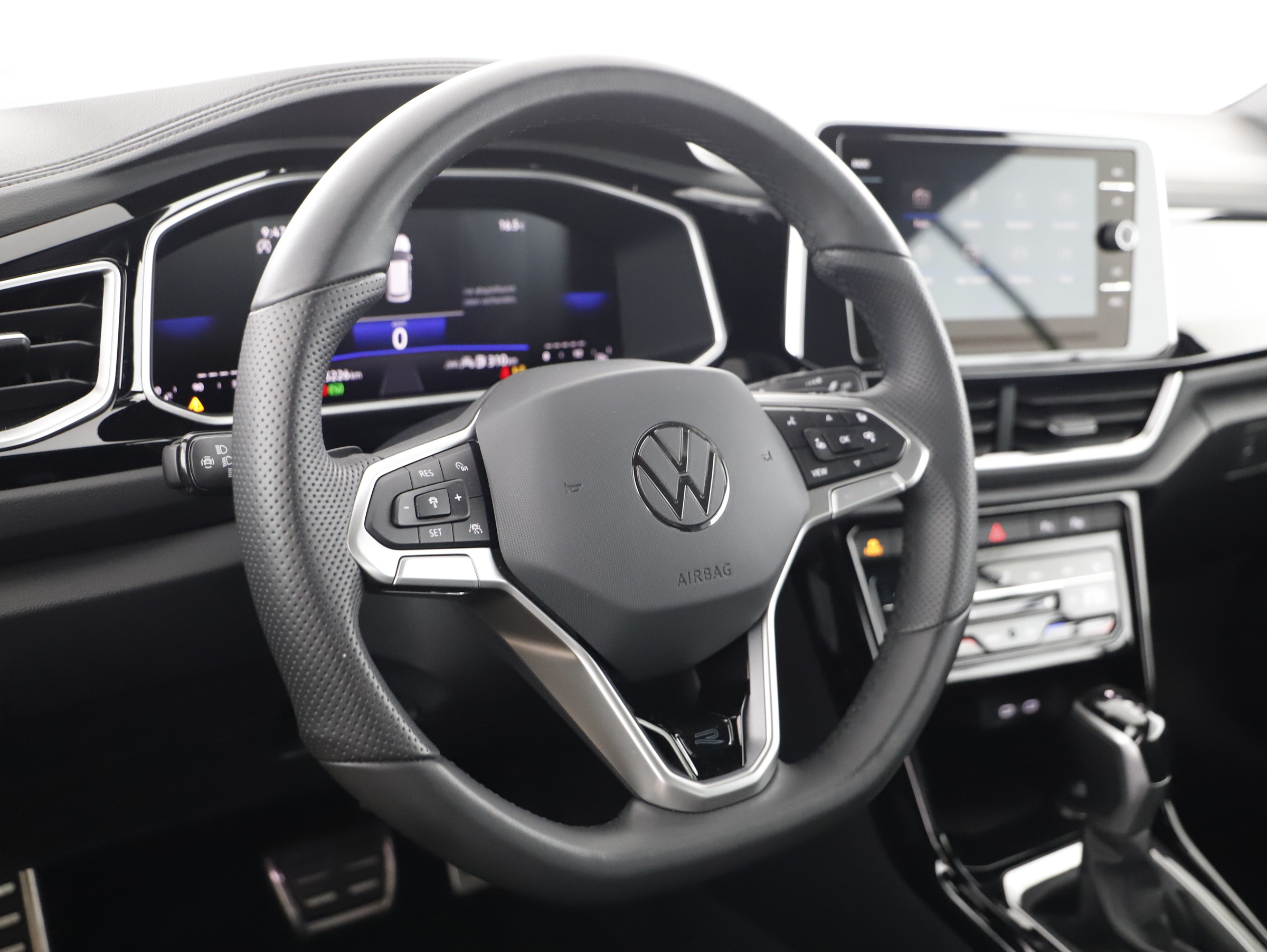 VW T-Roc Cabriolet 1.5 TSI R-Line | Bild 8 von 20