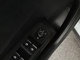 VW T-Roc 1.5 TSI ACT Sport | Thumbnail 12 von 31