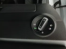 VW T-Roc 1.5 TSI ACT Sport | Thumbnail 13 von 31