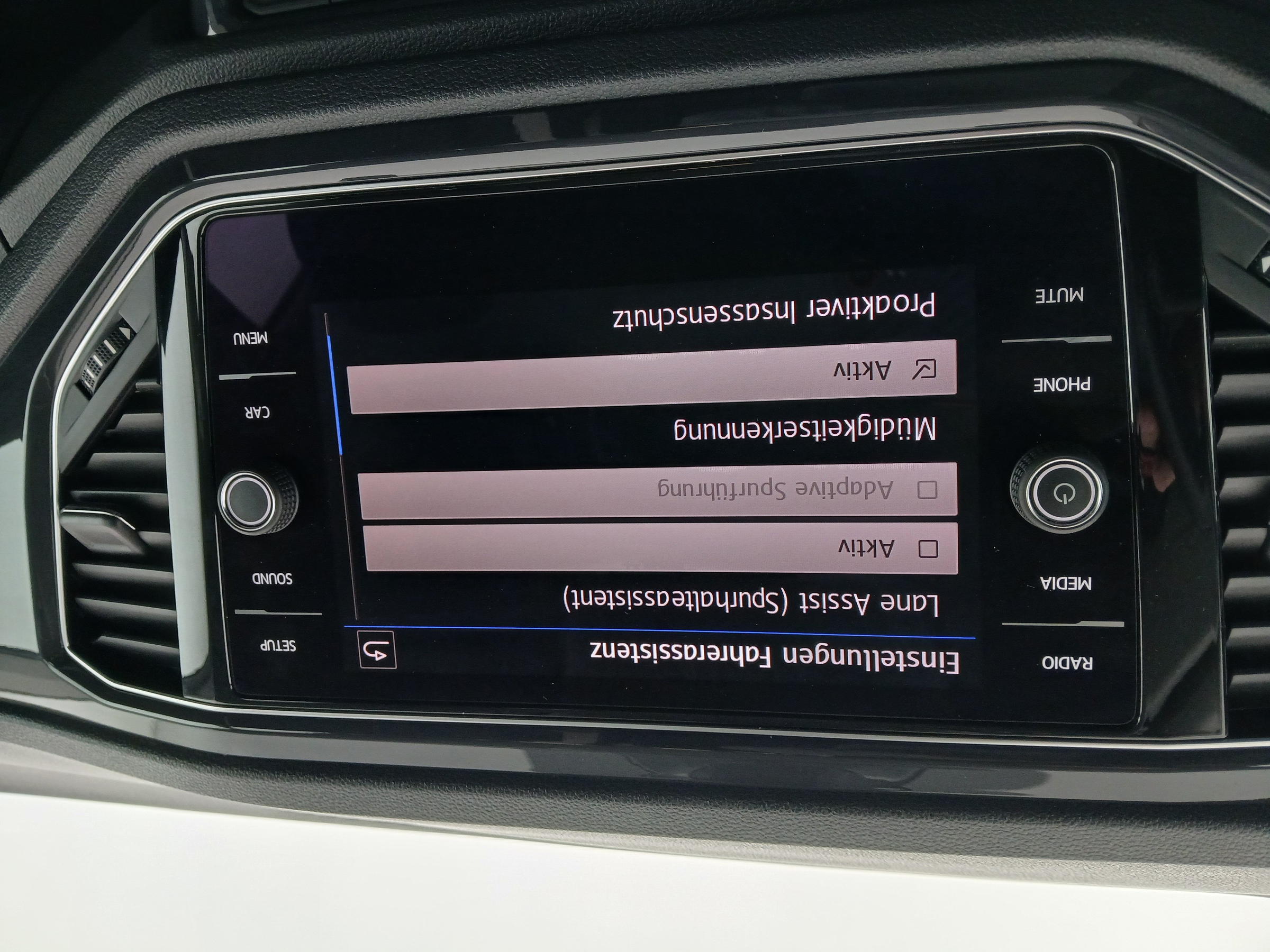 VW T-Roc 1.5 TSI ACT Sport | Bild 22 von 31