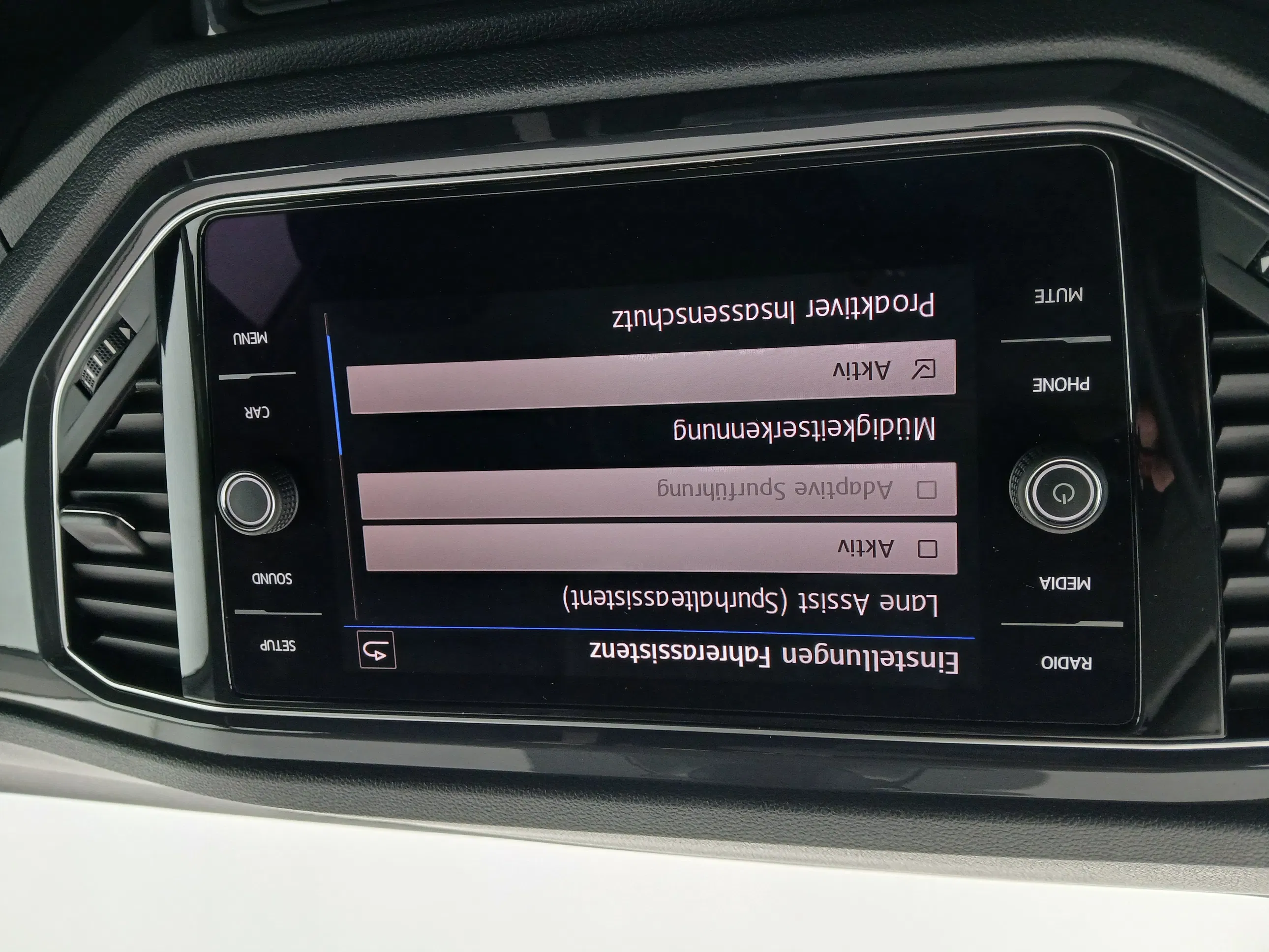 VW T-Roc 1.5 TSI ACT Sport | Bild 22 von 31