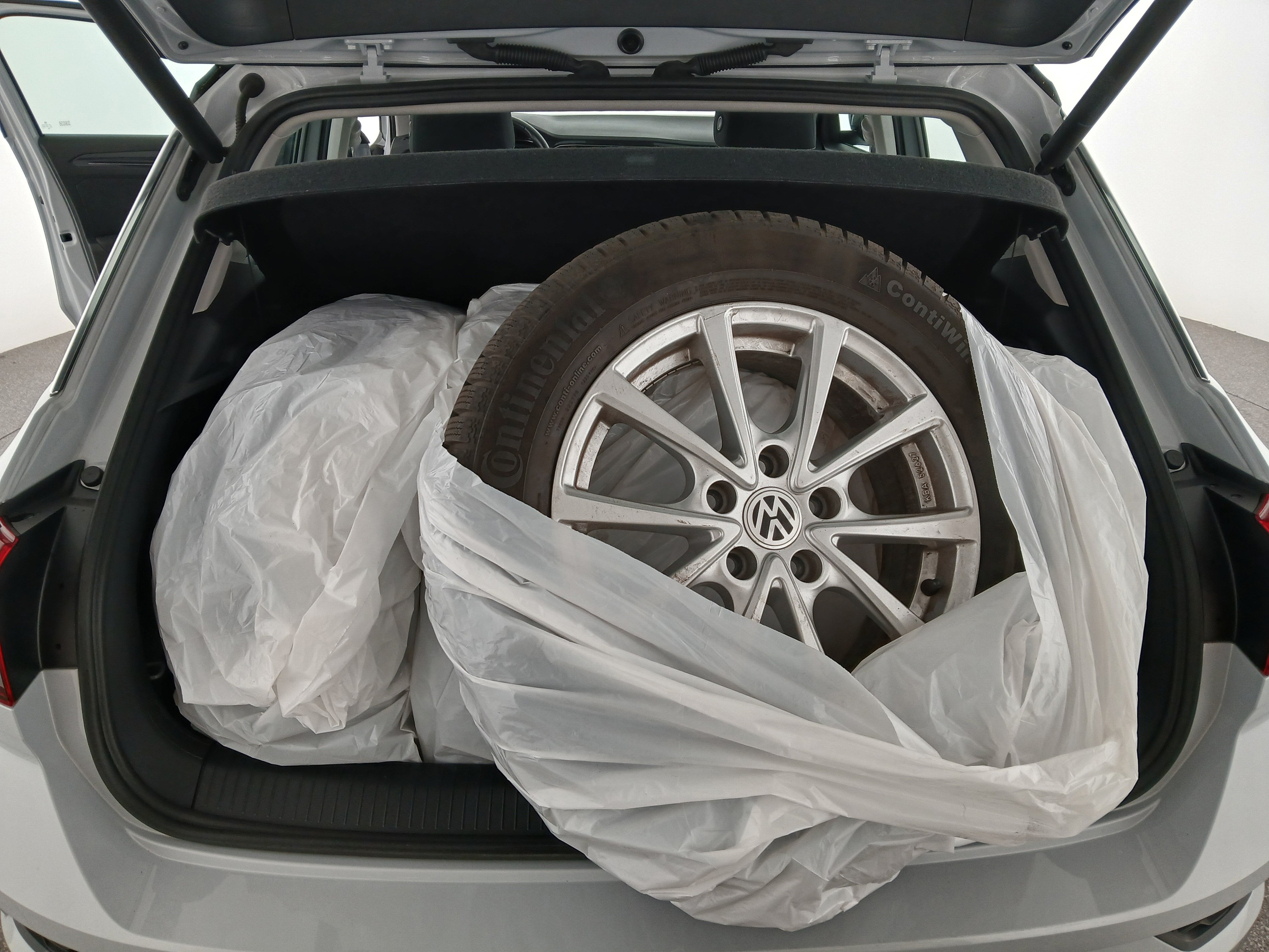 VW T-Roc 1.5 TSI ACT Sport | Bild 28 von 31