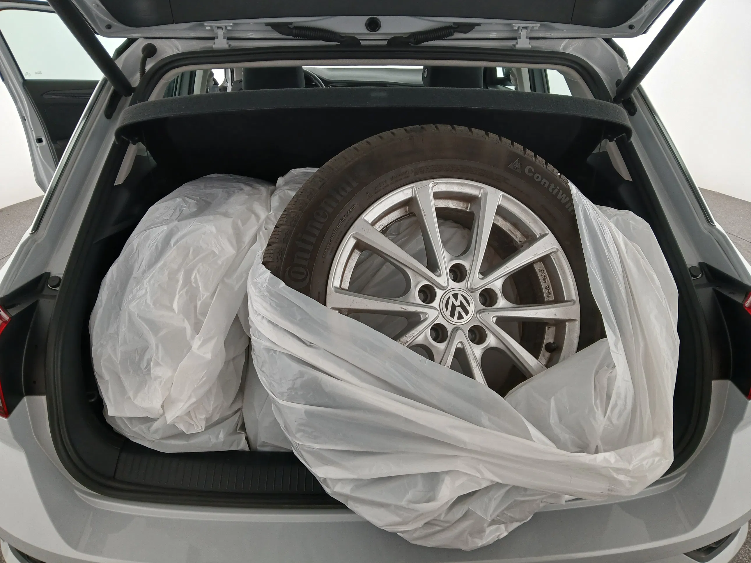 VW T-Roc 1.5 TSI ACT Sport | Bild 28 von 31