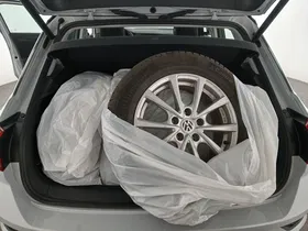 VW T-Roc 1.5 TSI ACT Sport | Thumbnail 28 von 31