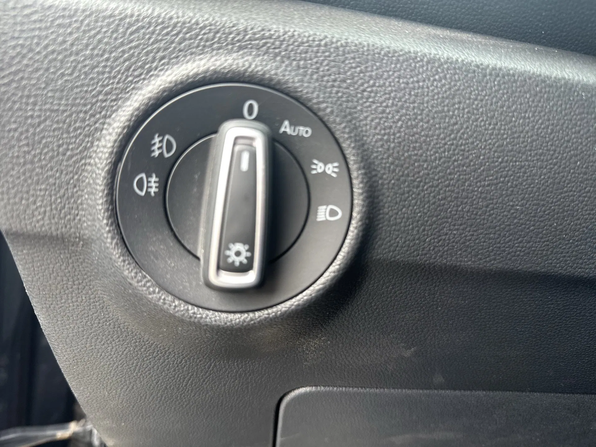 VW T-Roc 1.5 TSI ACT Sport | Bild 12 von 19