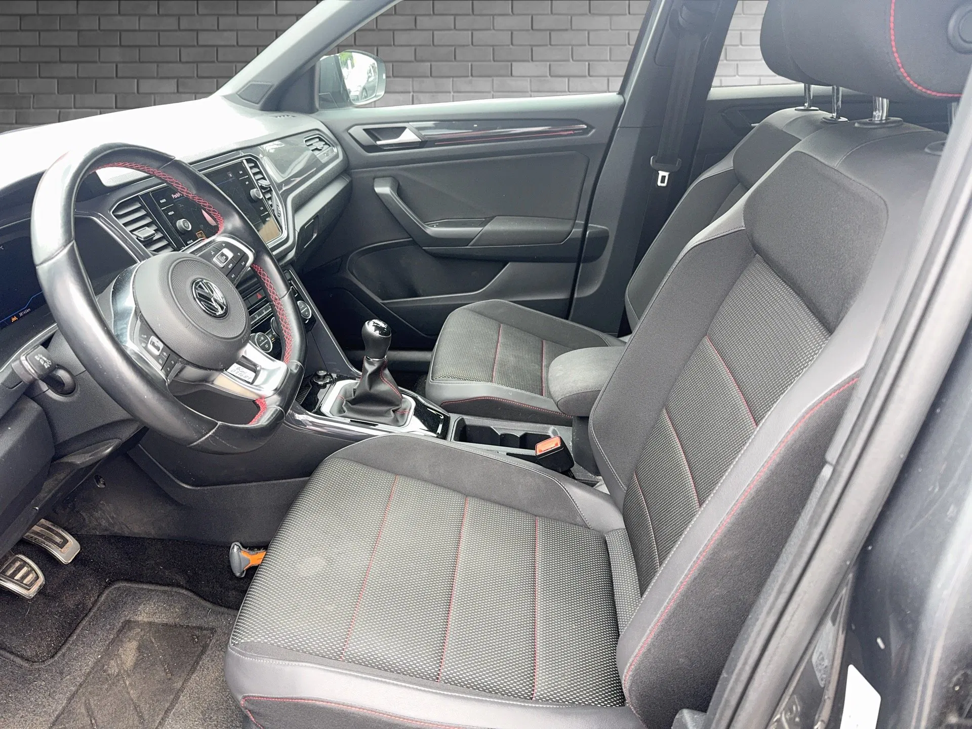 VW T-Roc 1.5 TSI ACT Sport | Bild 8 von 19