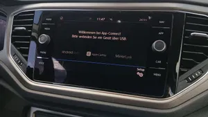 VW T-Roc 1.0 TSI Design | Thumbnail 14 von 21