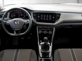 VW T-Roc 1.0 TSI Design | Thumbnail 8 von 21