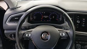 VW T-Roc 1.0 TSI Design | Thumbnail 9 von 21