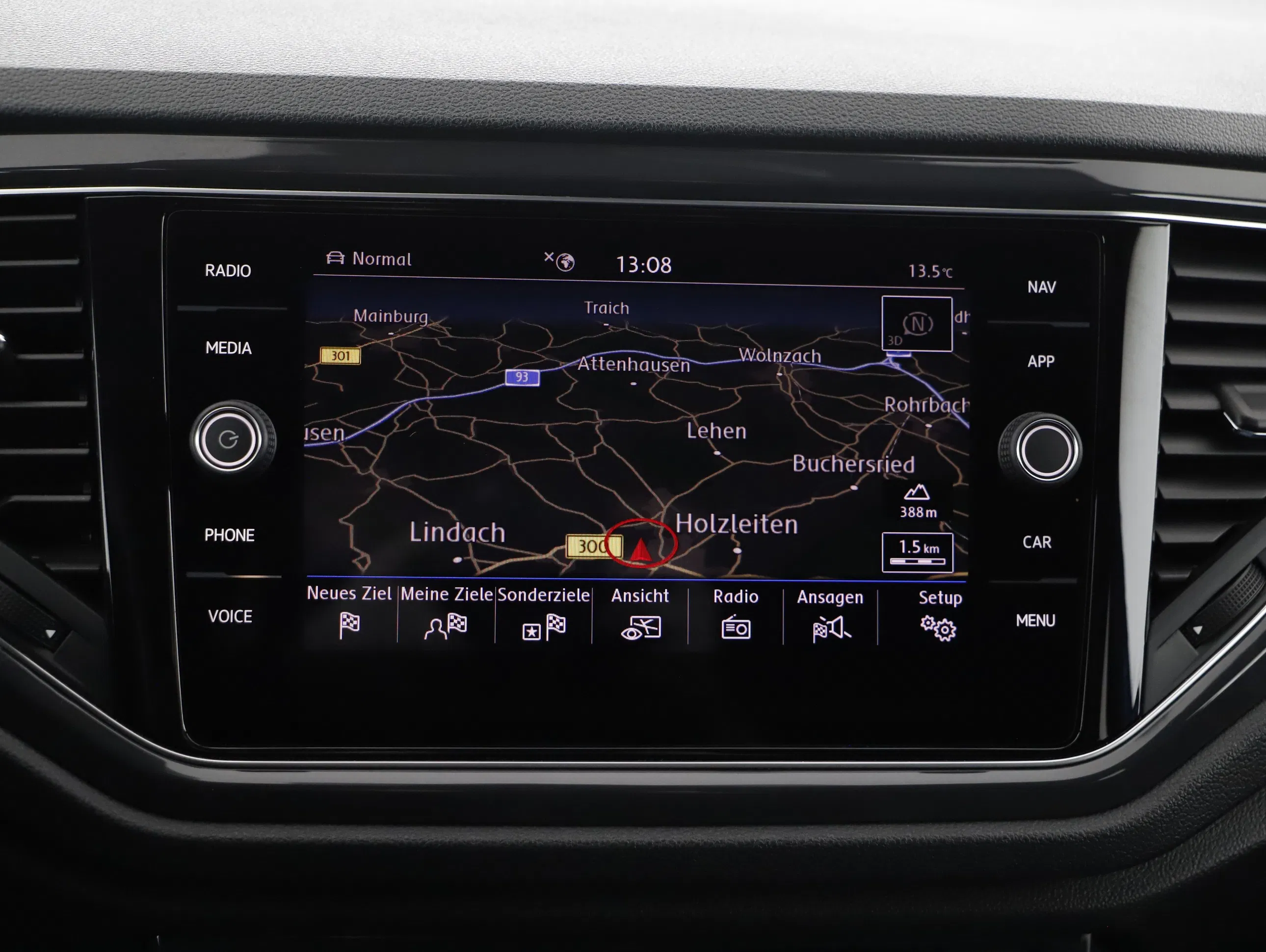 VW T-Roc 2.0 TDI Sport | Bild 13 von 31