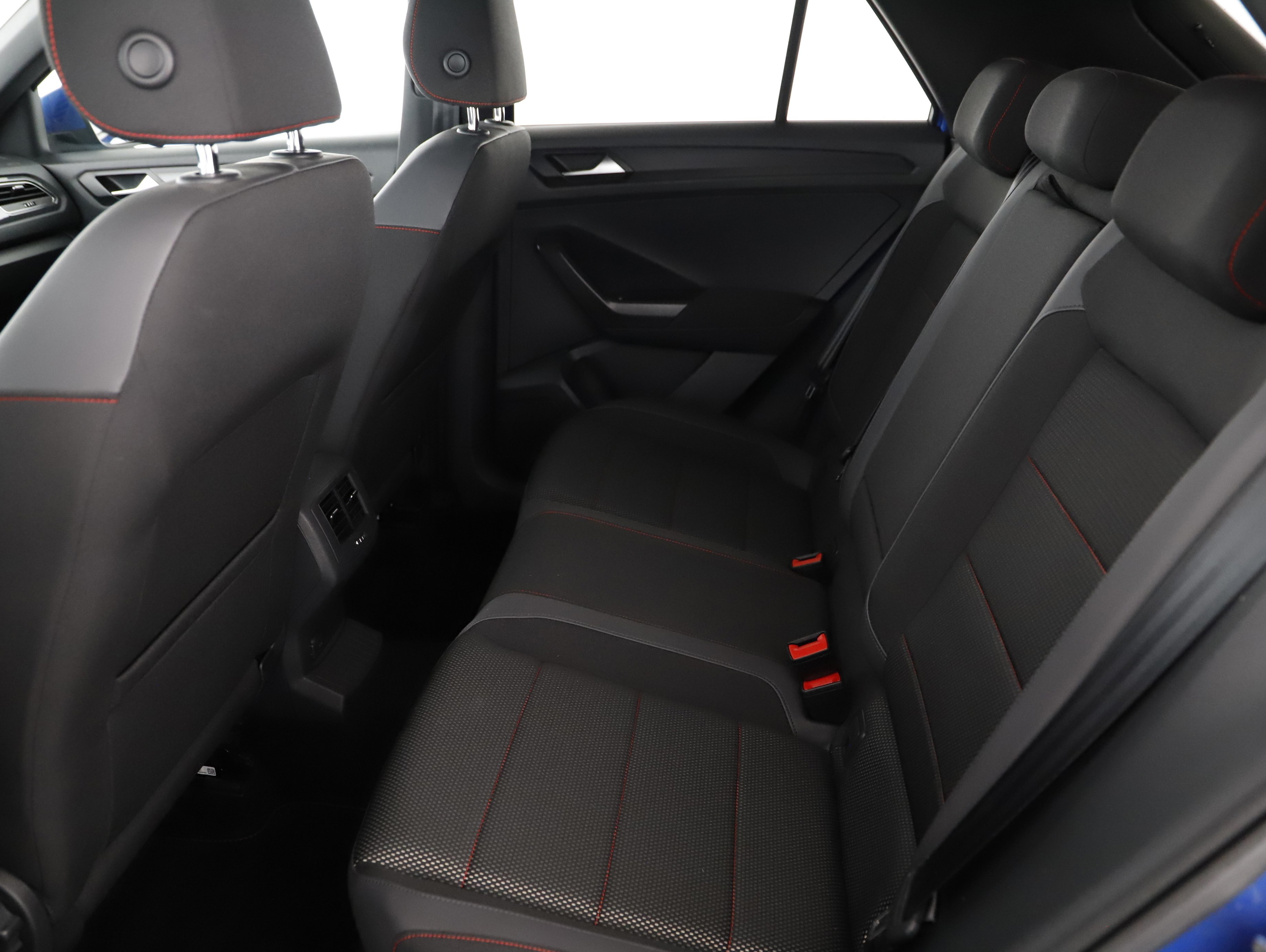 VW T-Roc 2.0 TDI Sport | Bild 15 von 31