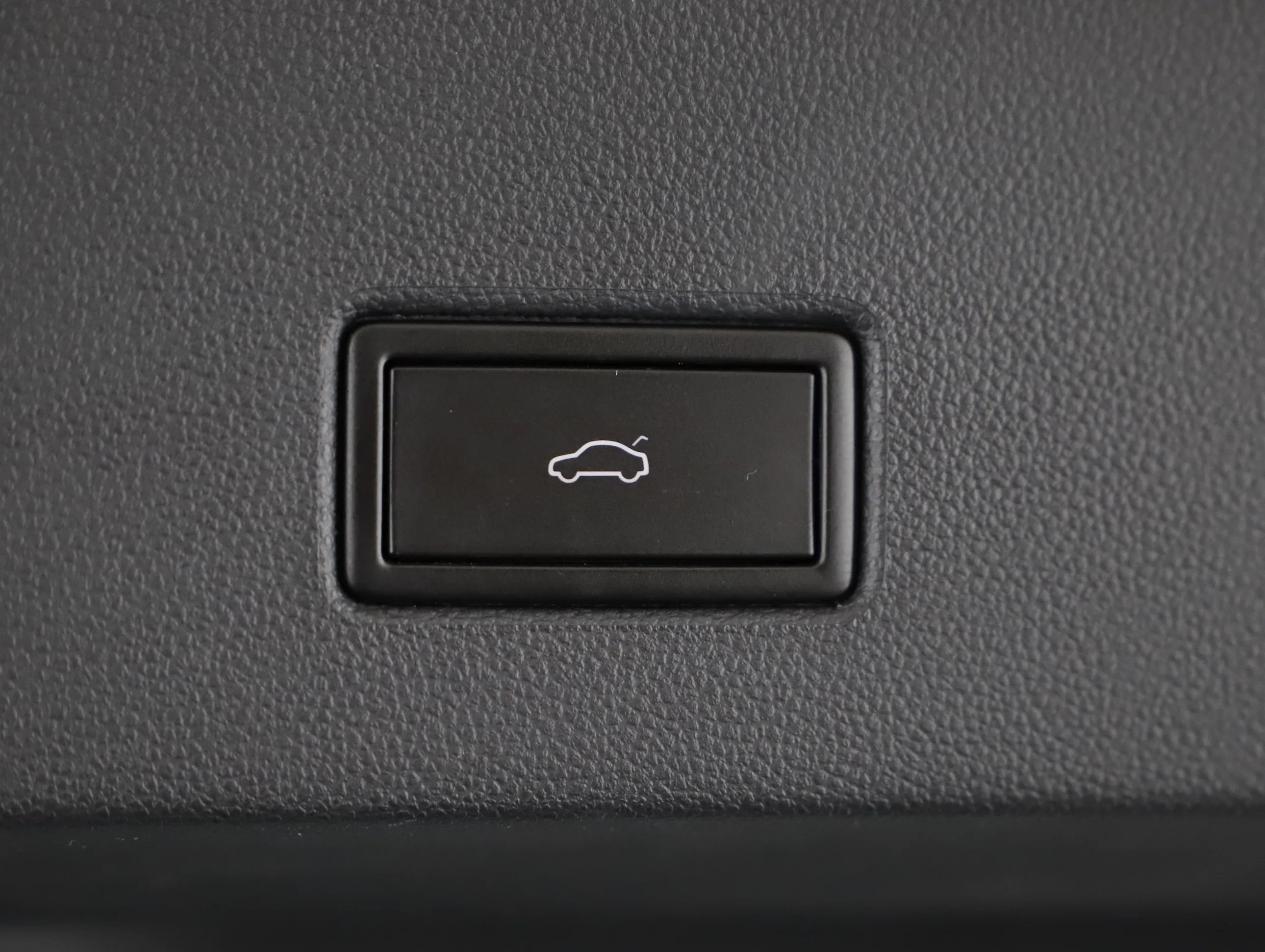 VW T-Roc 2.0 TDI Sport | Bild 17 von 31