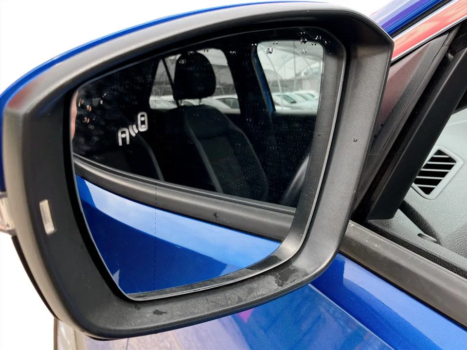 VW T-Roc 2.0 TDI Sport | Bild 21 von 23