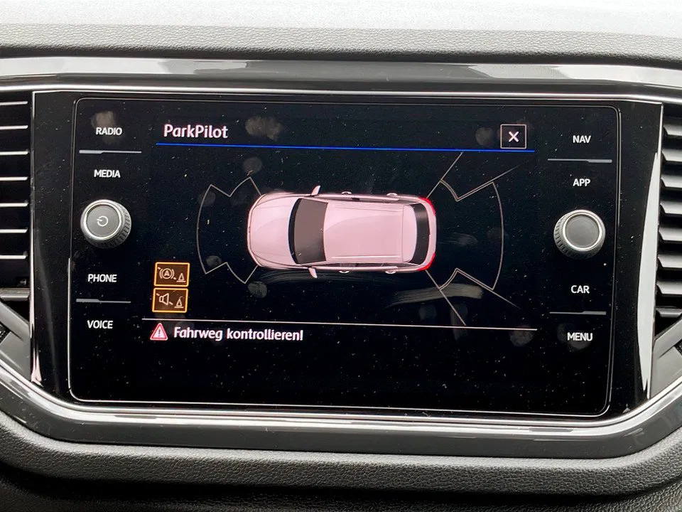 VW T-Roc 2.0 TDI Sport | Bild 12 von 23