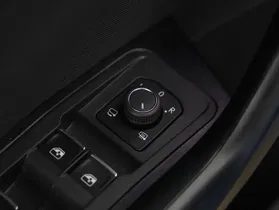 VW T-Roc 2.0 TDI Sport | Thumbnail 5 von 31