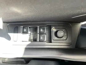 VW T-Roc Cabriolet 1.0 TSI Style | Thumbnail 13 von 24