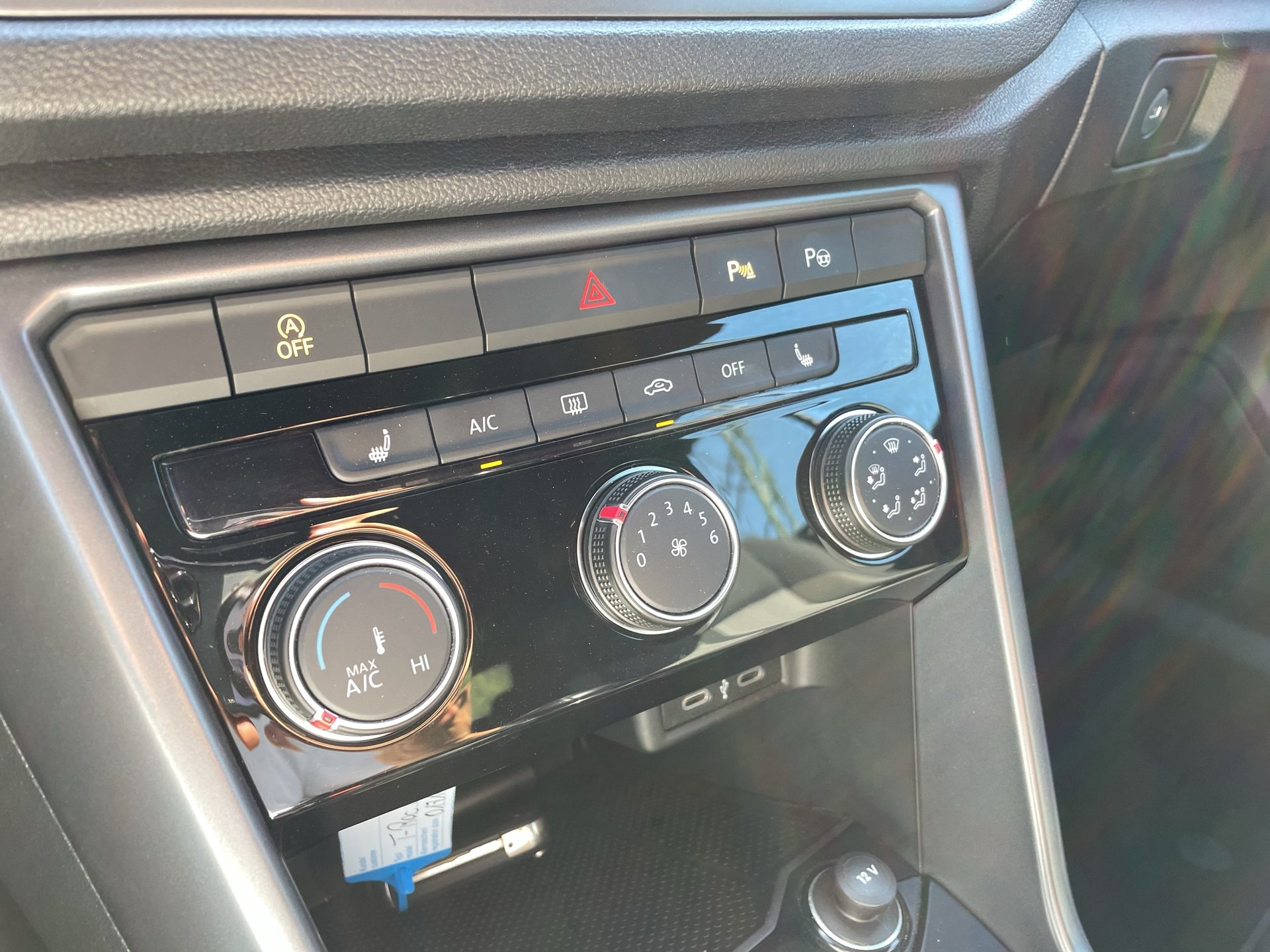 VW T-Roc Cabriolet 1.0 TSI Style | Bild 17 von 24