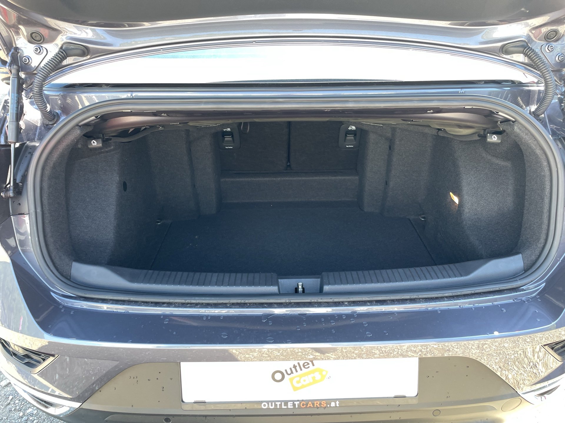 VW T-Roc Cabriolet 1.0 TSI Style | Bild 22 von 24