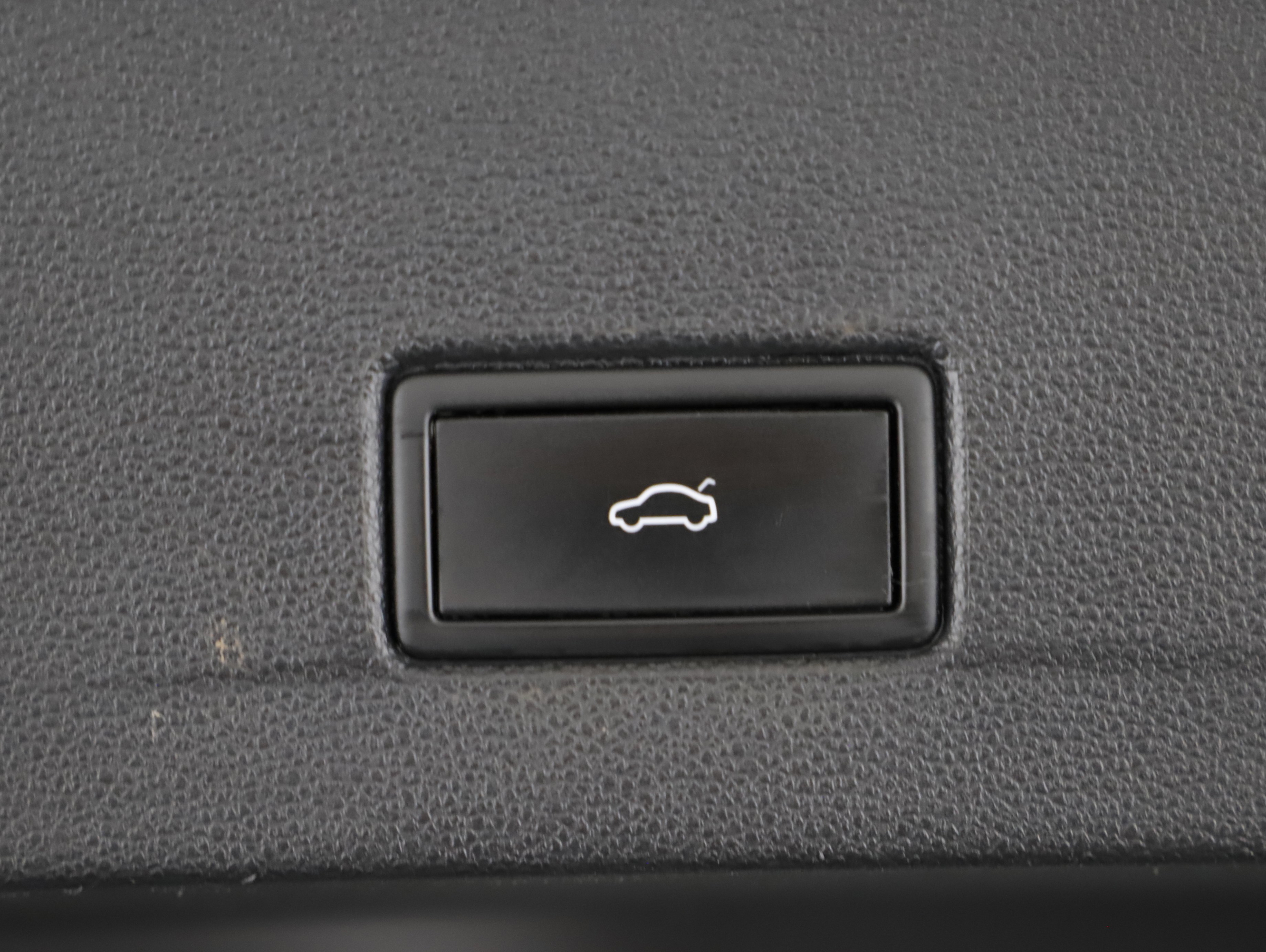 VW T-Roc 1.5 TSI ACT Sport | Bild 15 von 31