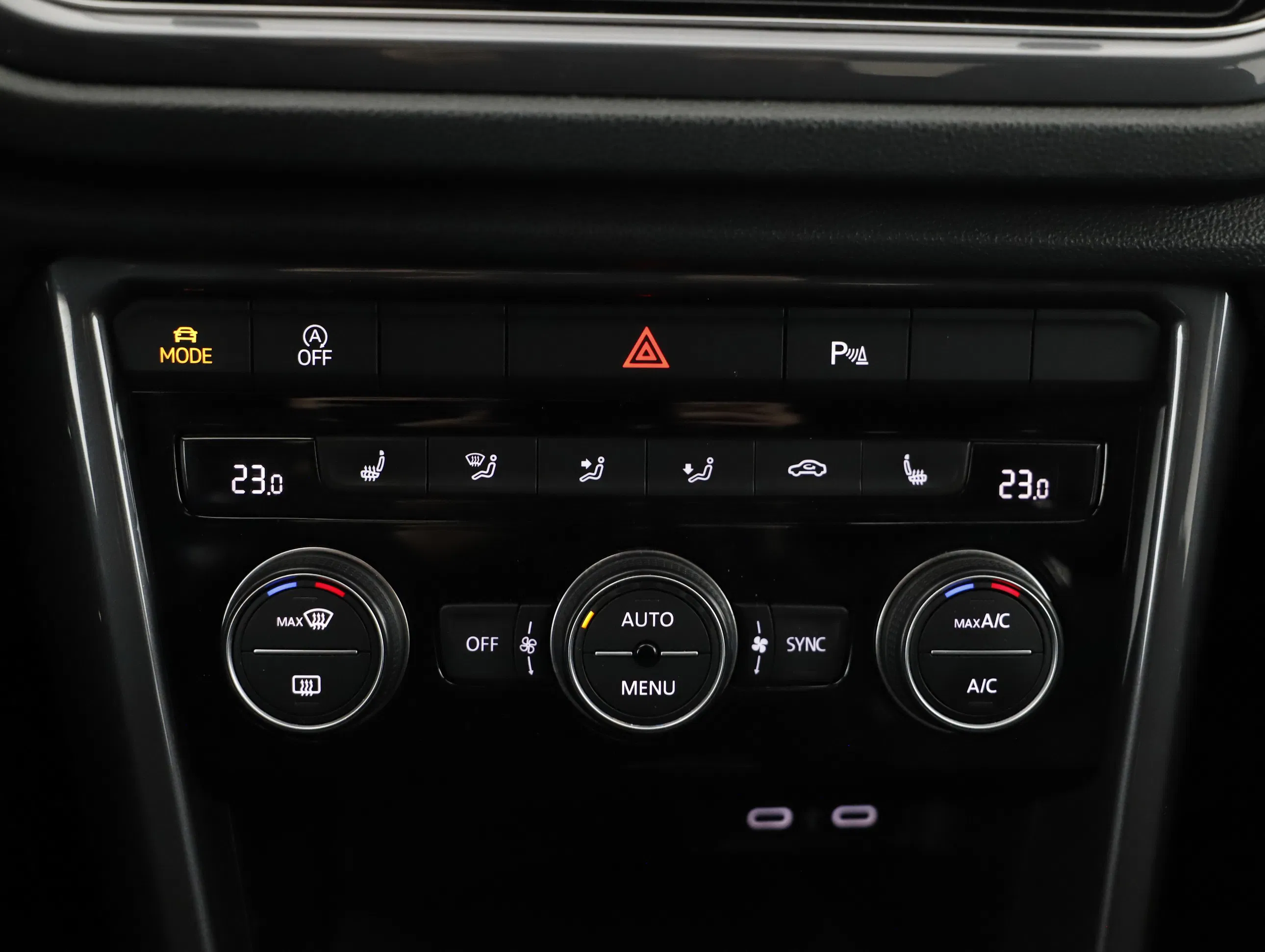 VW T-Roc 1.5 TSI ACT Sport | Bild 16 von 31