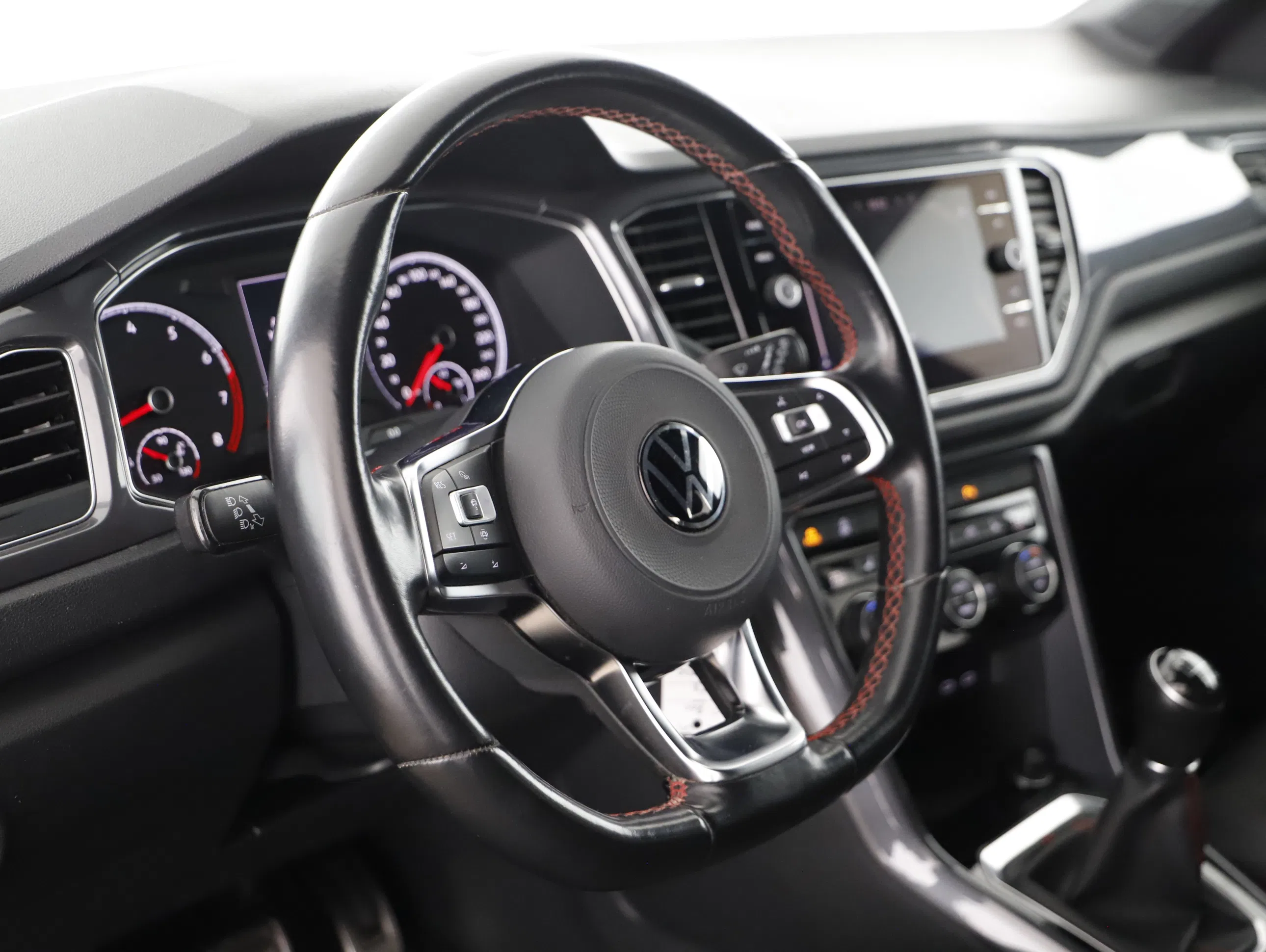 VW T-Roc 1.5 TSI ACT Sport | Bild 18 von 31