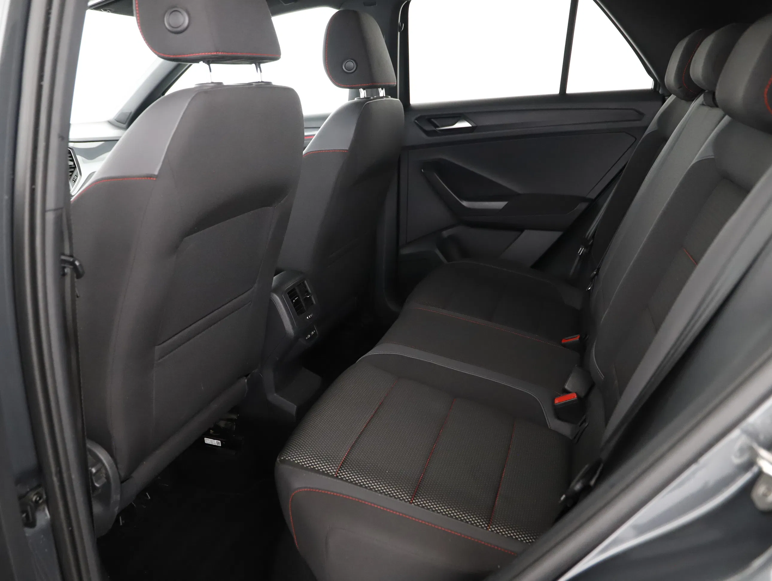 VW T-Roc 1.5 TSI ACT Sport | Bild 10 von 31