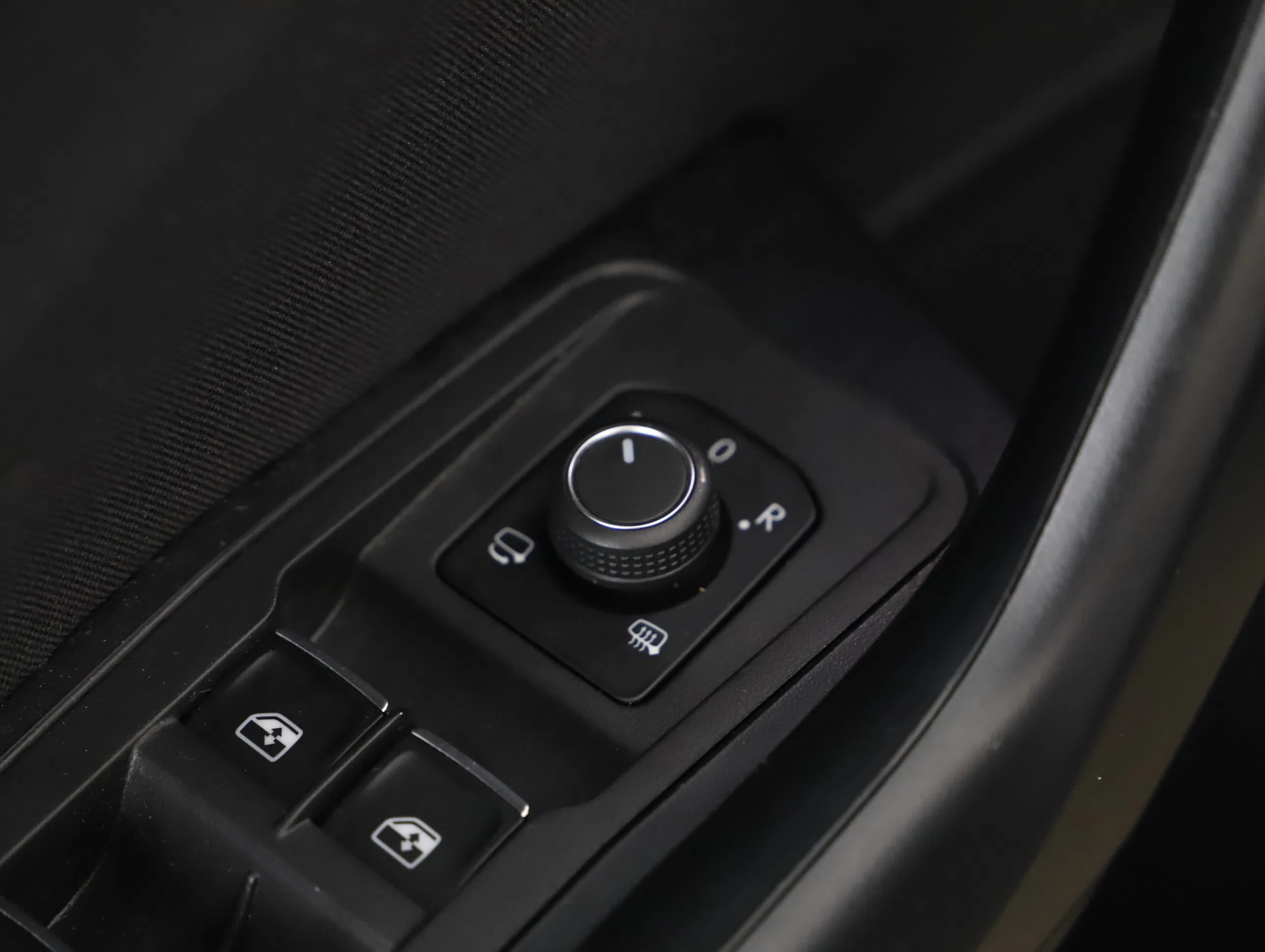 VW T-Roc 2.0 TDI 4Motion Sport | Bild 15 von 21