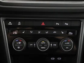 VW T-Roc Cabriolet 1.5 TSI R-Line | Thumbnail 10 von 23