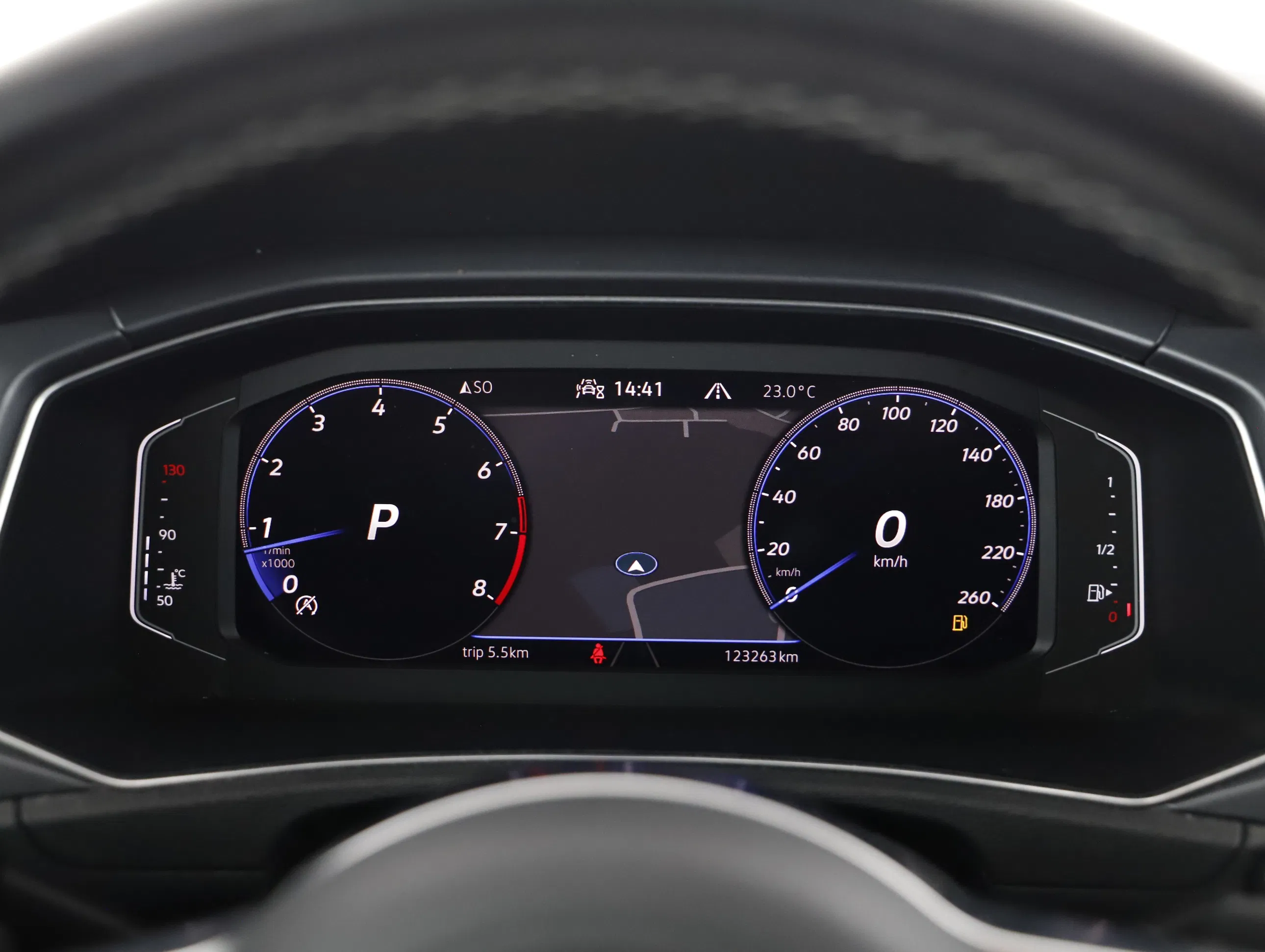 VW T-Roc Cabriolet 1.5 TSI R-Line | Bild 6 von 23