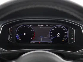 VW T-Roc Cabriolet 1.5 TSI R-Line | Thumbnail 6 von 23