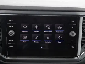 VW T-Roc Cabriolet 1.5 TSI R-Line | Thumbnail 7 von 23