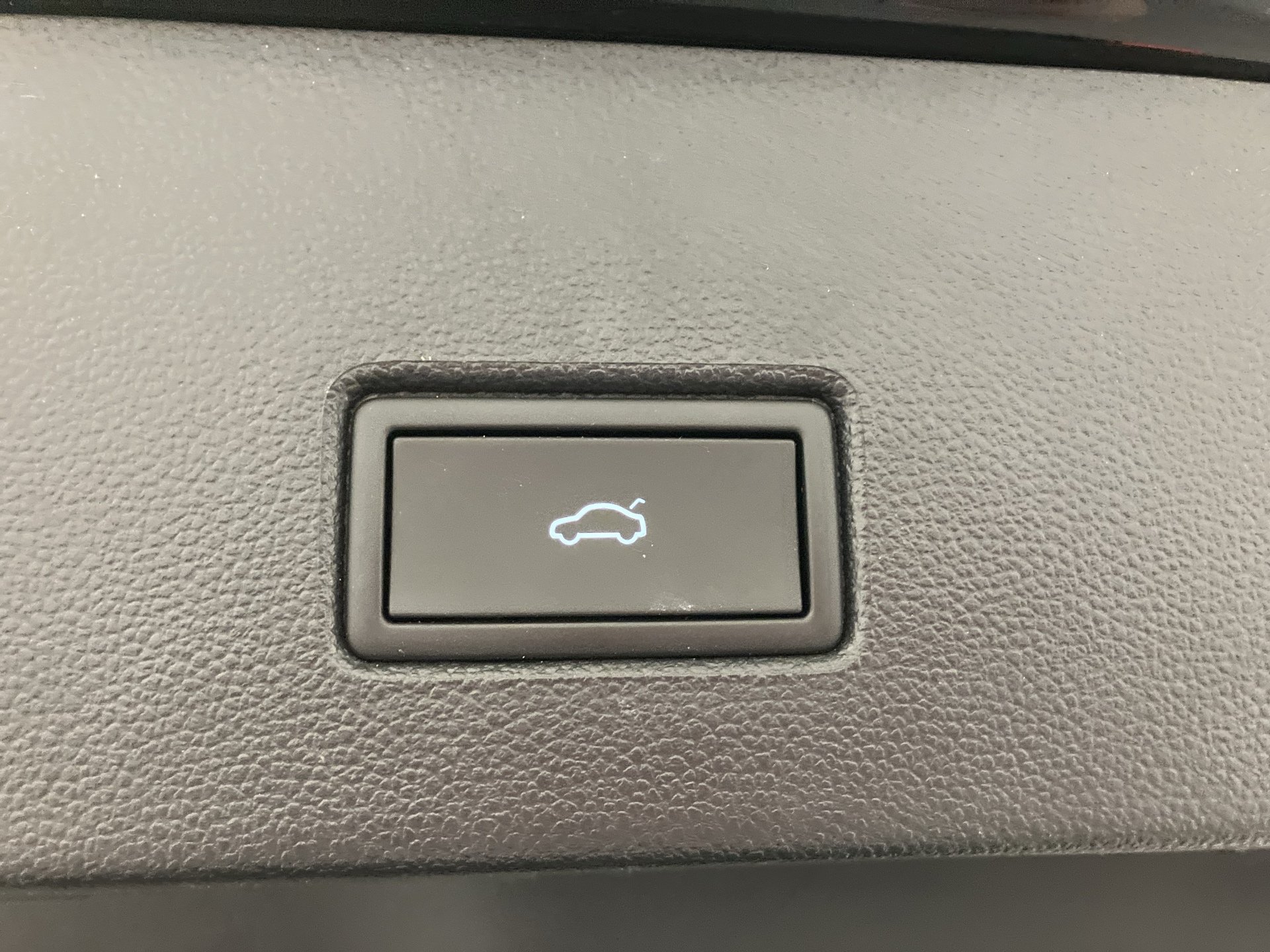 VW T-Roc 2.0 TDI Sport | Bild 26 von 31