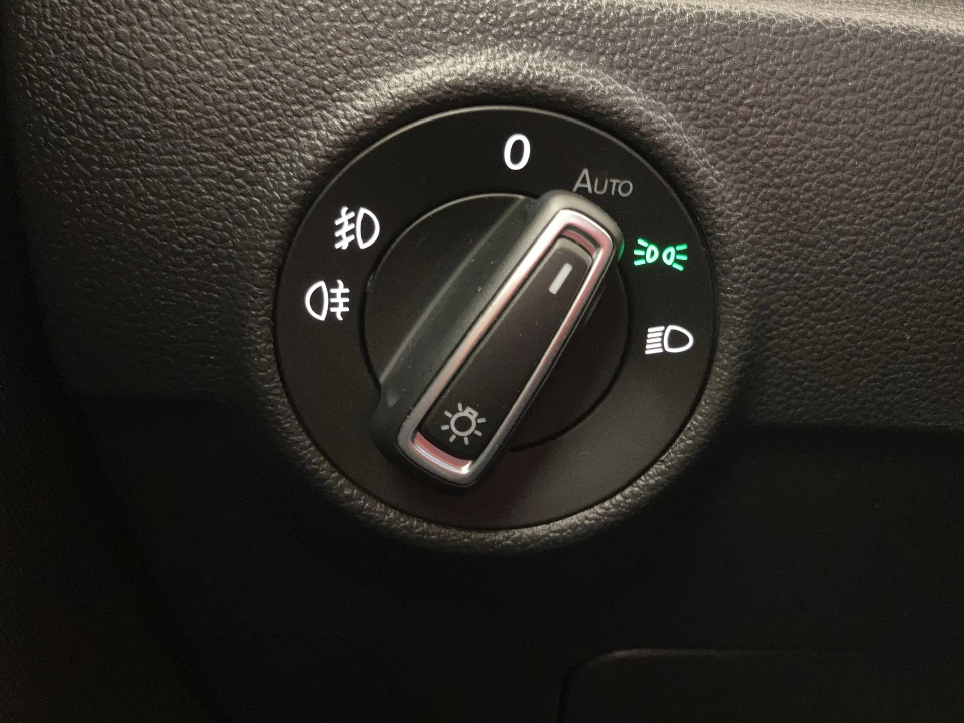 VW T-Roc 2.0 TDI Sport | Bild 28 von 31