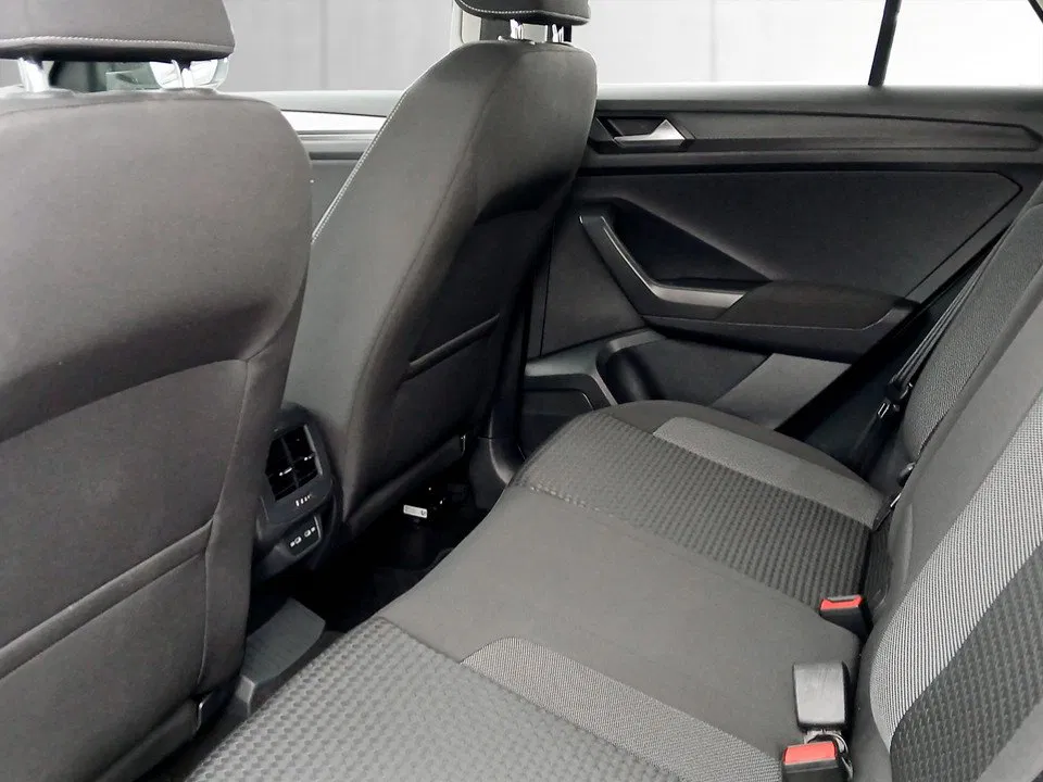 VW T-Roc 1.5 TSI Design | Bild 15 von 16