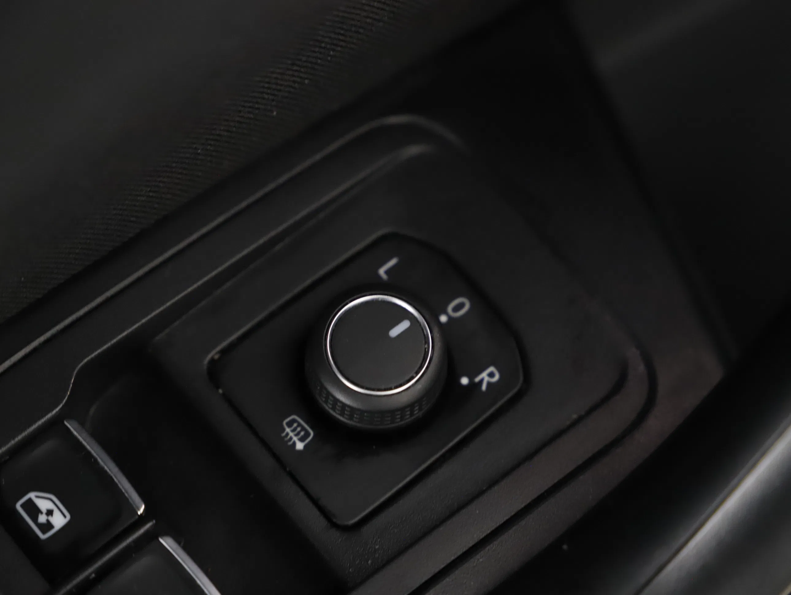 VW T-Roc 2.0 TDI 4Motion Sport | Bild 12 von 29