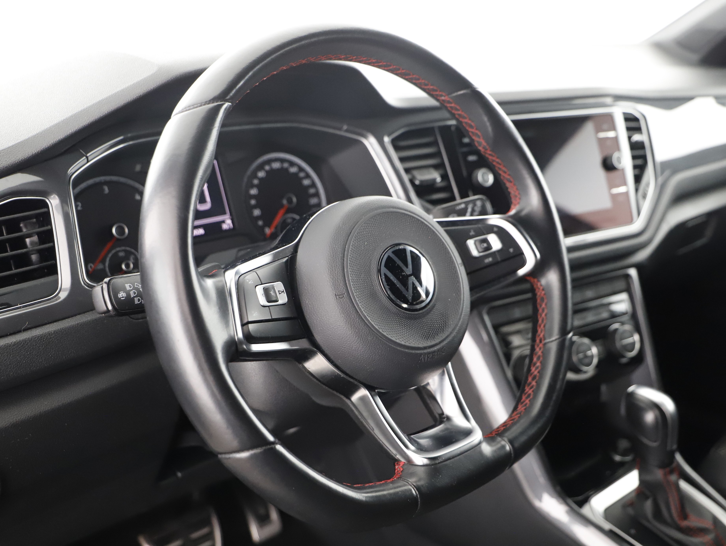 VW T-Roc 2.0 TDI 4Motion Sport | Bild 17 von 29